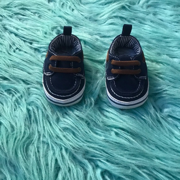 New Born baby boy shoes. - Picture 1 of 2